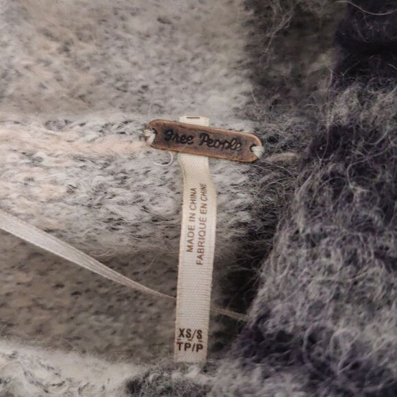 Free People Cloud Kicker Alpaca sweater - Picture 3 of 7